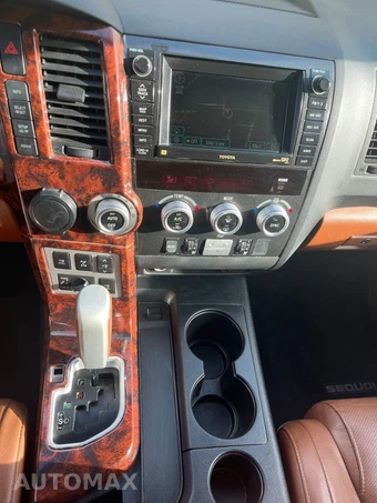 2008 Toyota Sequoia Platinum - miniatura 18