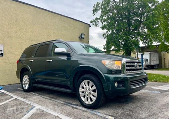 2008 Toyota Sequoia Platinum - miniatura 4