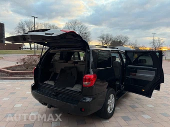 2008 Toyota Sequoia SR5 - miniatura 10