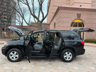 2008 Toyota Sequoia SR5 - miniatura 15