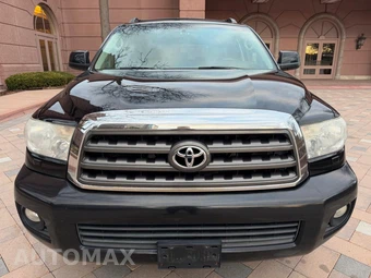2008 Toyota Sequoia SR5 - miniatura 2