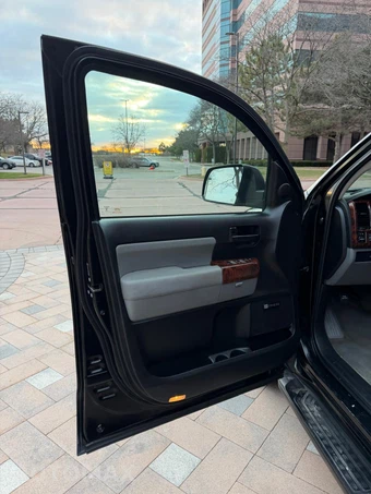 2008 Toyota Sequoia SR5 - miniatura 20