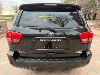 2008 Toyota Sequoia SR5 - miniatura 5