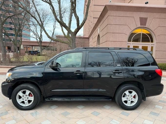 2008 Toyota Sequoia SR5 - miniatura 7