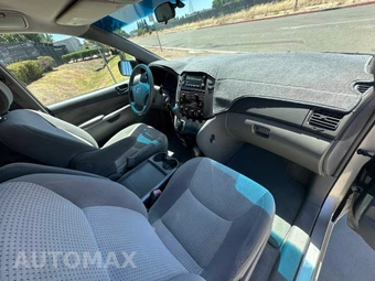 2008 Toyota Sienna 119.3" WB - miniatura 21
