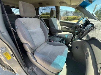 2008 Toyota Sienna 119.3" WB - miniatura 22