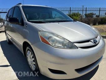 2008 Toyota Sienna 119.3" WB - miniatura 7