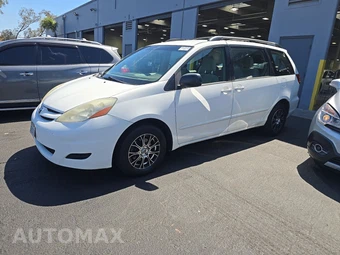 2008 Toyota Sienna CE 8-Passenger
