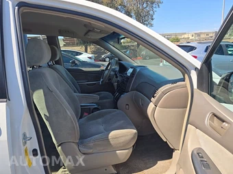 2008 Toyota Sienna CE 8-Passenger - miniatura 8