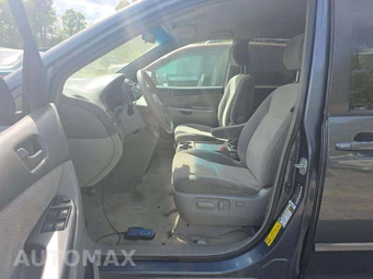 2008 Toyota Sienna CE Minivan 8-Passenger 119.3" WB - miniatura 6