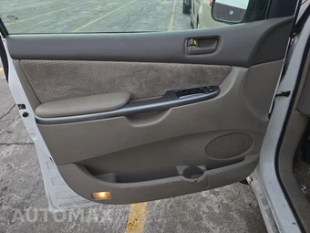 2008 Toyota Sienna LE Minivan 7-Passenger 119.3" WB - miniatura 9