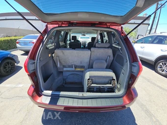 2008 Toyota Sienna LE Minivan 7-Passenger 119.3" WB – miniatura 17