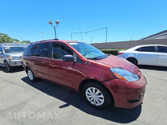 2008 Toyota Sienna LE Minivan 7-Passenger 119.3" WB – miniatura 3