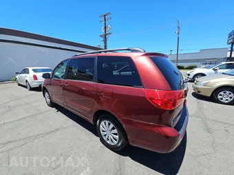 2008 Toyota Sienna LE Minivan 7-Passenger 119.3" WB – miniatura 6