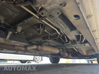 2008 Toyota Sienna LE Minivan 7-Passenger 119.3" WB - miniatura 18