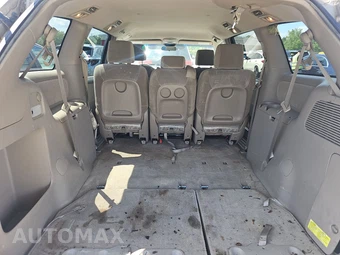 2008 Toyota Sienna LE Minivan 8-Passenger 119.3" WB - miniatura 16