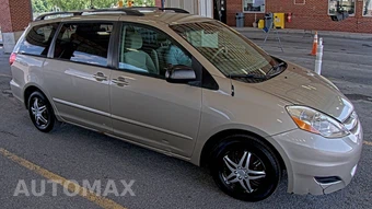 2008 Toyota Sienna LE Minivan 8-Passenger 119.3" WB - miniatura 3