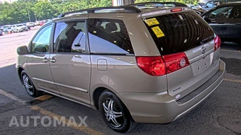 2008 Toyota Sienna LE Minivan 8-Passenger 119.3" WB - miniatura 6