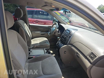 2008 Toyota Sienna LE Minivan 8-Passenger 119.3" WB - miniatura 8