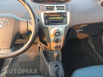 2008 Toyota Yaris Hatchback - miniatura 11