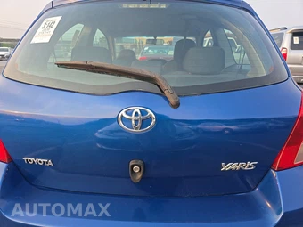 2008 Toyota Yaris Hatchback - miniatura 16