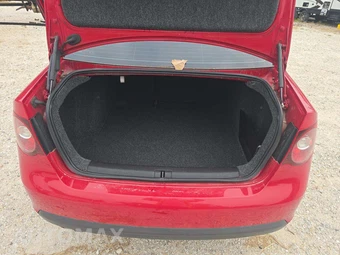 2008 Volkswagen Jetta Sedan S – miniatura 11