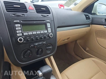 2008 Volkswagen Jetta Sedan SE - miniatura 11