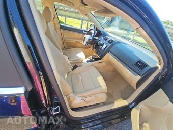 2008 Volkswagen Jetta Sedan SE – miniatura 8