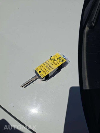 2008 Volkswagen Rabbit S – miniatura 8