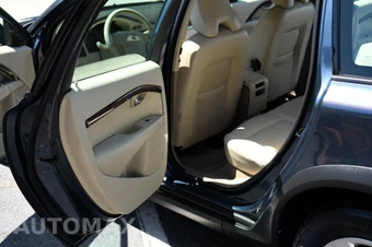 2008 Volvo XC70 w/Moonroof - miniatura 12