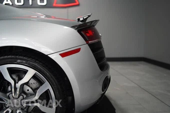 2009 Audi R8 5.2 - miniatura 23