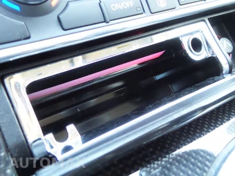 2009 Audi S8 - miniatura 29