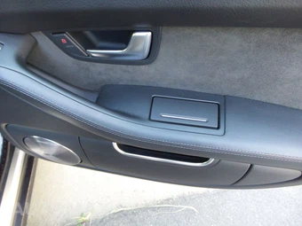 2009 Audi S8 - miniatura 73