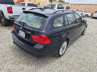 2009 BMW 3 Series Sports Wagon 328i xDrive - miniatura 4