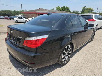 2009 BMW 5 Series Sedan 528i - miniatura 3