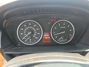 2009 BMW 5 Series Sedan 528i - miniatura 9