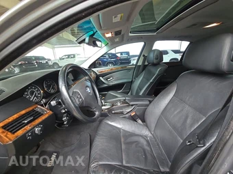 2009 BMW 5 Series Sedan 528i xDrive – miniatura 7