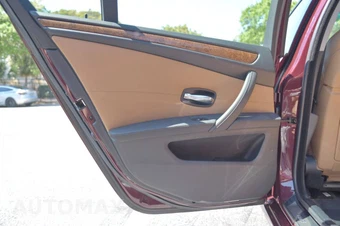 2009 BMW 5 Series Sedan 535i xDrive - miniatura 17