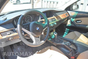 2009 BMW 5 Series Sedan 535i xDrive - miniatura 26