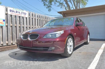 2009 BMW 5 Series Sedan 535i xDrive - miniatura 4