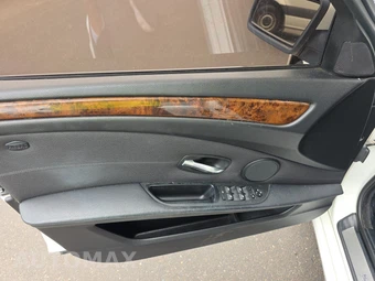 2009 BMW 5 Series Sedan 535i xDrive – miniatura 9