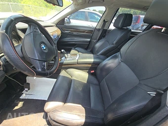 2009 BMW 7 Series Sedan 750Li – miniatura 7