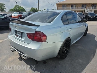 2009 BMW M3 Sedan – miniatura 4
