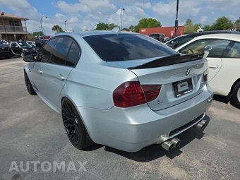 2009 BMW M3 Sedan – miniatura 6