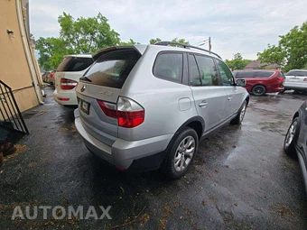 2009 BMW X3 Sports Activity Vehicle xDrive30i - miniatura 3