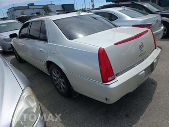 2009 Cadillac DTS 1SA – miniatura 2