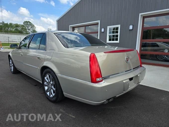 2009 Cadillac DTS 1SB - miniatura 2