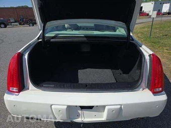 2009 Cadillac DTS 1SB - miniatura 14