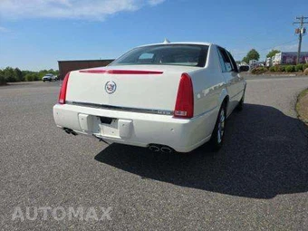 2009 Cadillac DTS 1SB - miniatura 3