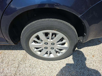 2009 Chevrolet Cobalt LS Sedan 1LS – miniatura 29